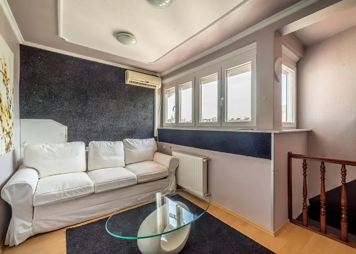 Opera Panoramic Penthouse *
